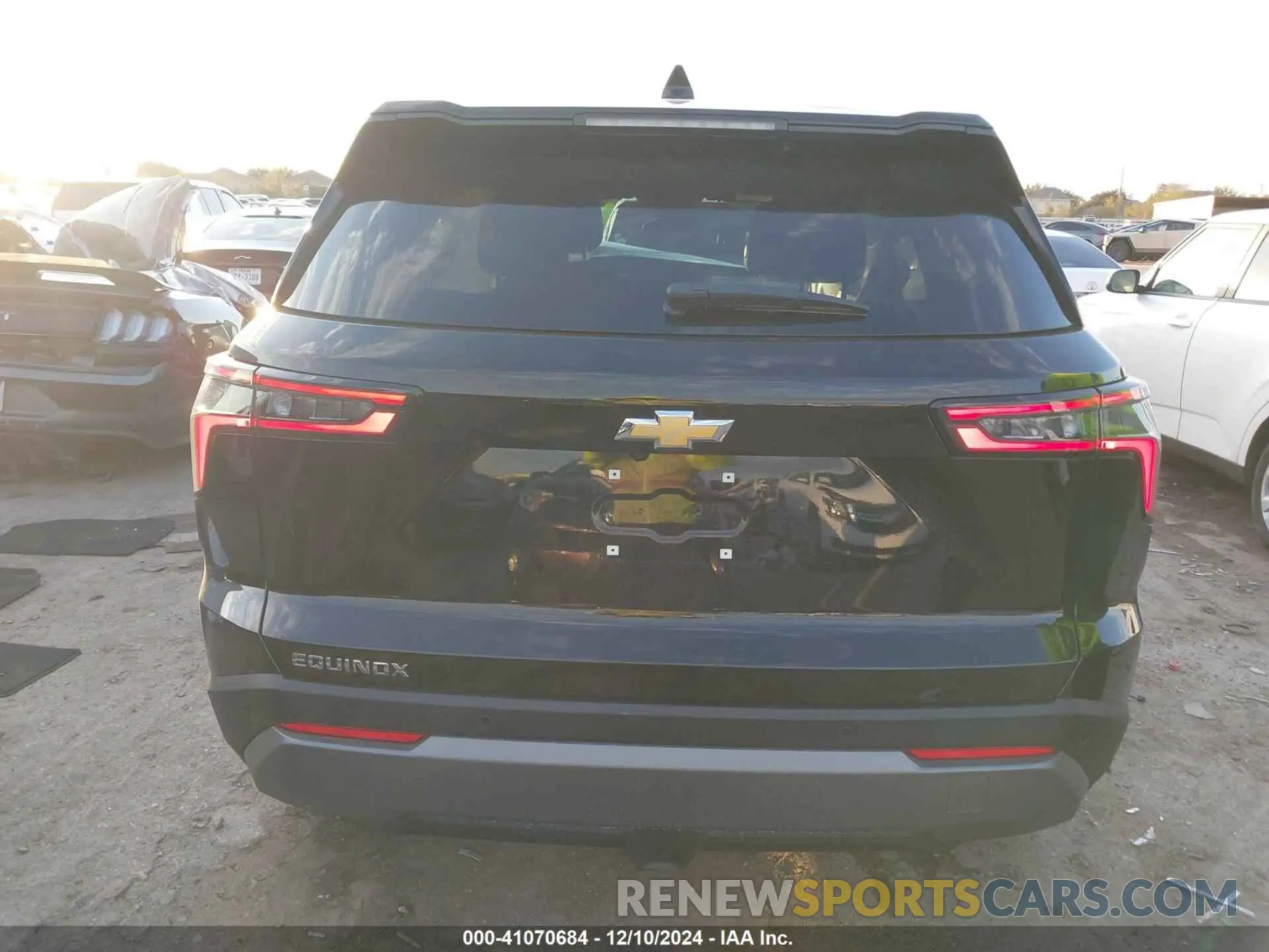 17 fotografías del automóvil dañado 3GNAXHEG4SL175269 CHEVROLET EQUINOX 2025