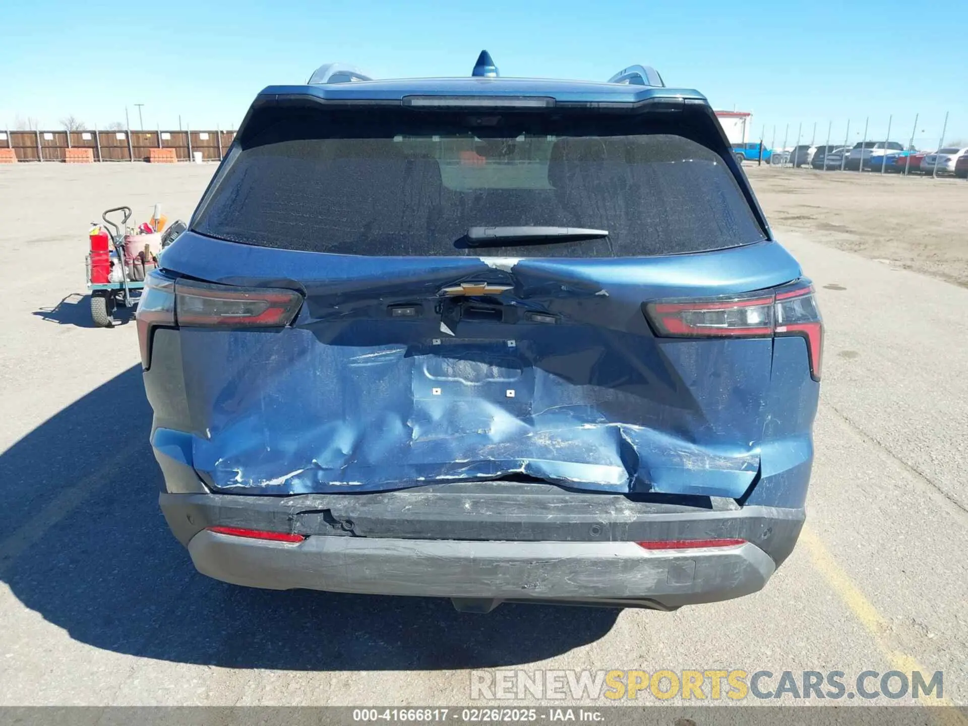 16 fotografías del automóvil dañado 3GNAXHEG4SL203135 CHEVROLET EQUINOX 2025
