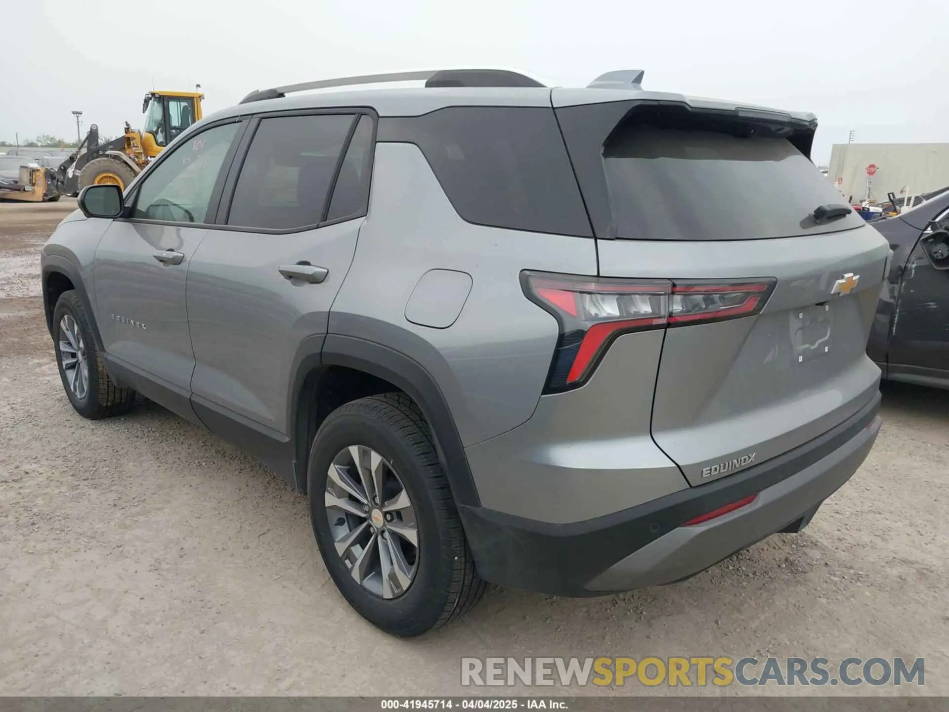 3 fotografías del automóvil dañado 3GNAXHEG4SL209744 CHEVROLET EQUINOX 2025