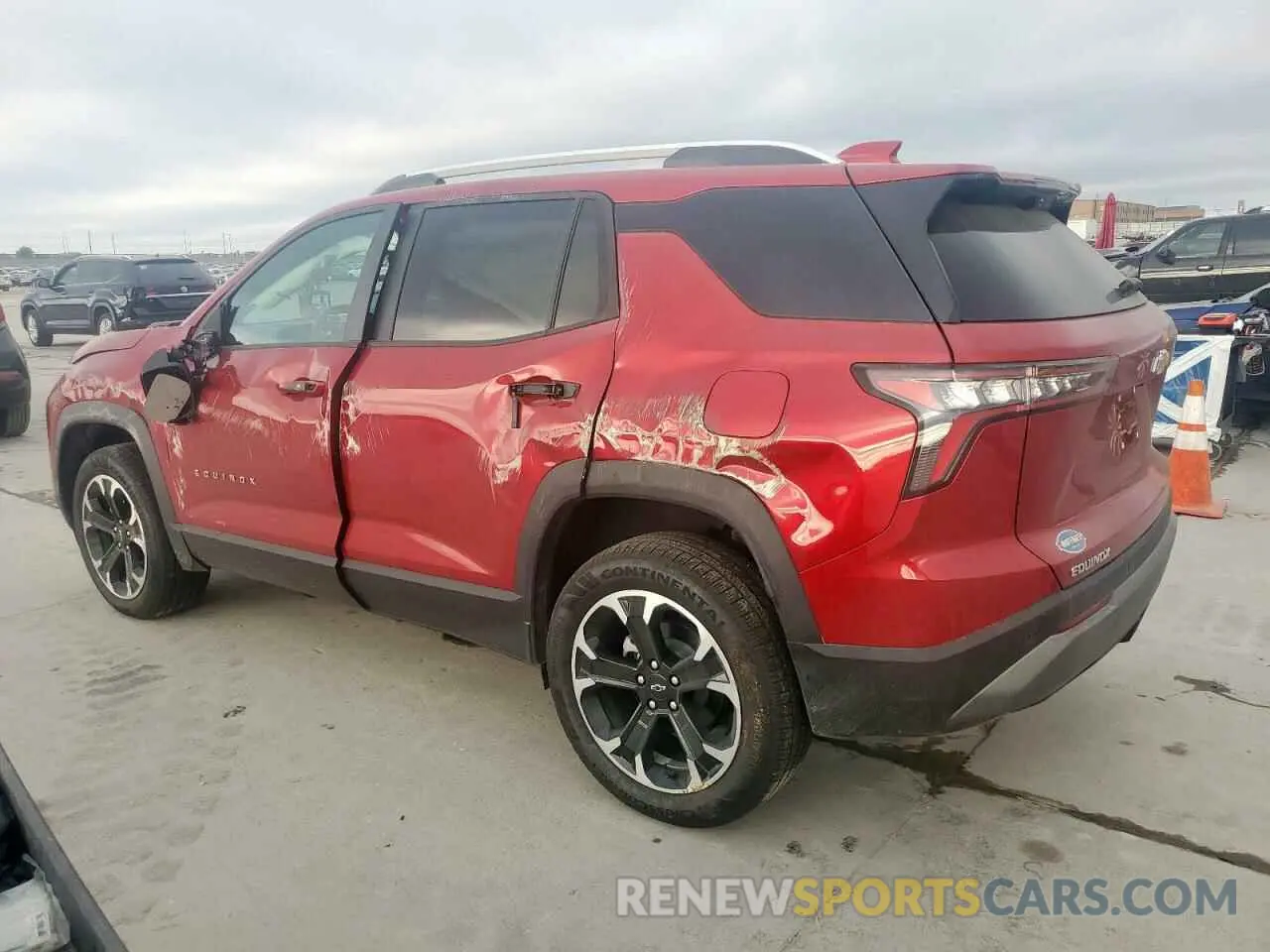2 fotografías del automóvil dañado 3GNAXHEG5SL150512 CHEVROLET EQUINOX 2025