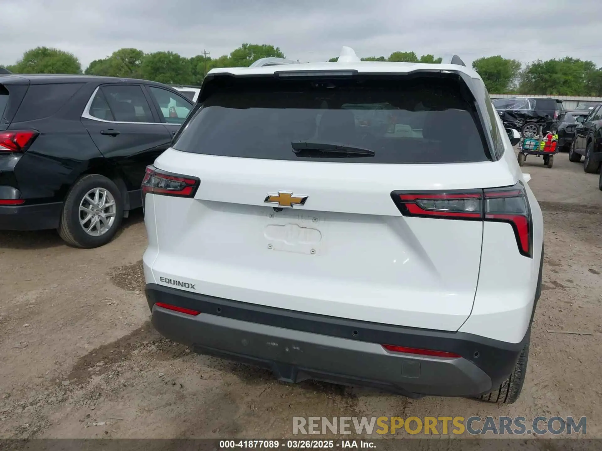 16 fotografías del automóvil dañado 3GNAXHEG5SL210787 CHEVROLET EQUINOX 2025