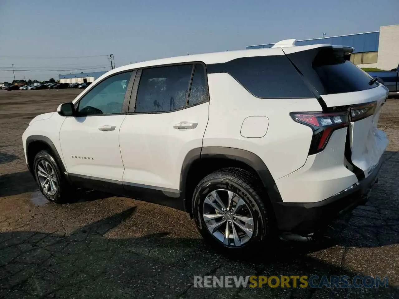 2 fotografías del automóvil dañado 3GNAXHEG5SL213348 CHEVROLET EQUINOX 2025