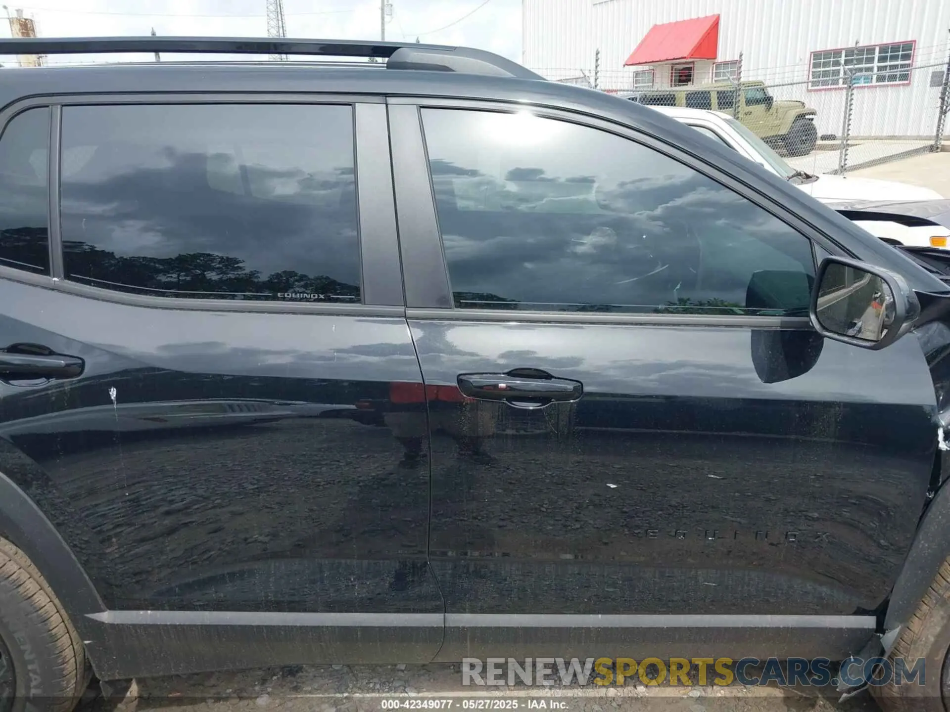 13 fotografías del automóvil dañado 3GNAXHEG5SL260086 CHEVROLET EQUINOX 2025