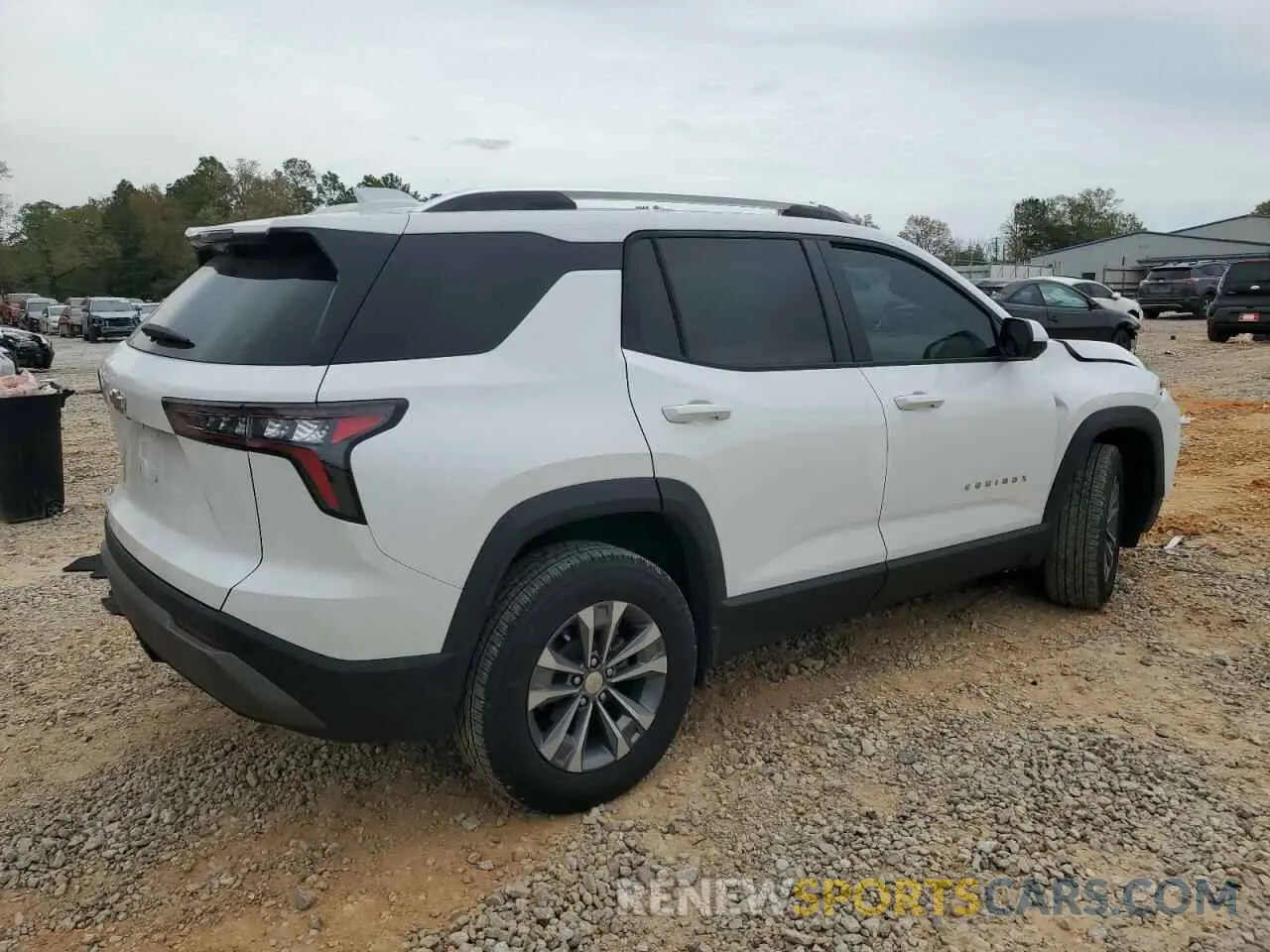 3 fotografías del automóvil dañado 3GNAXHEG6SL102615 CHEVROLET EQUINOX 2025