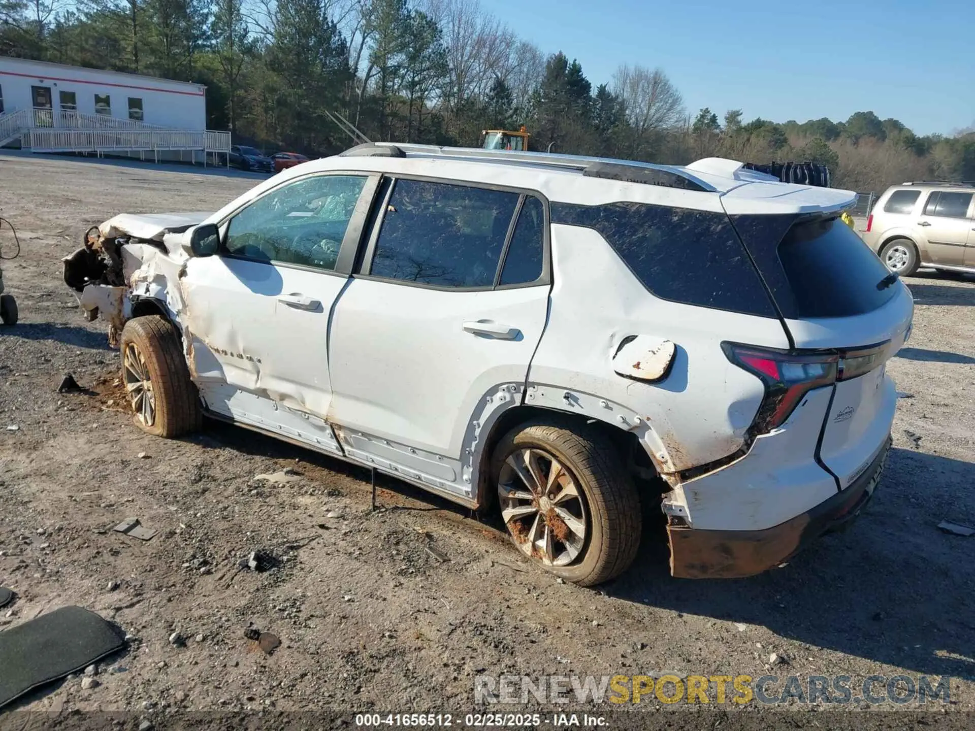 3 fotografías del automóvil dañado 3GNAXHEG6SL145156 CHEVROLET EQUINOX 2025