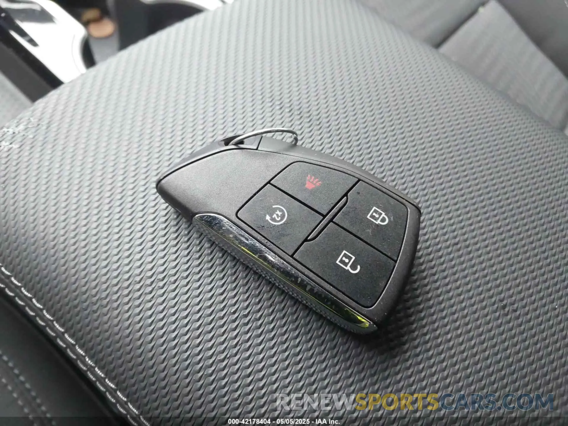 11 fotografías del automóvil dañado 3GNAXHEG6SL170056 CHEVROLET EQUINOX 2025