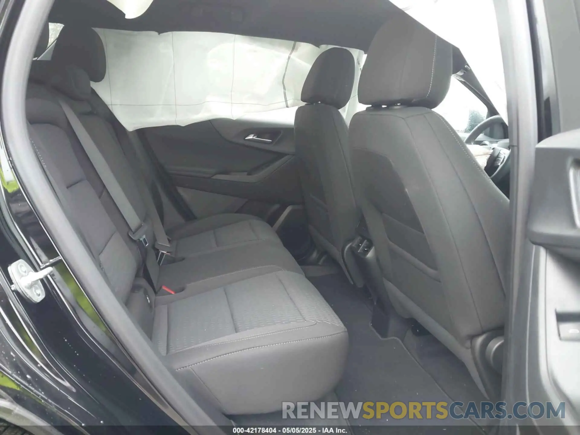 8 fotografías del automóvil dañado 3GNAXHEG6SL170056 CHEVROLET EQUINOX 2025