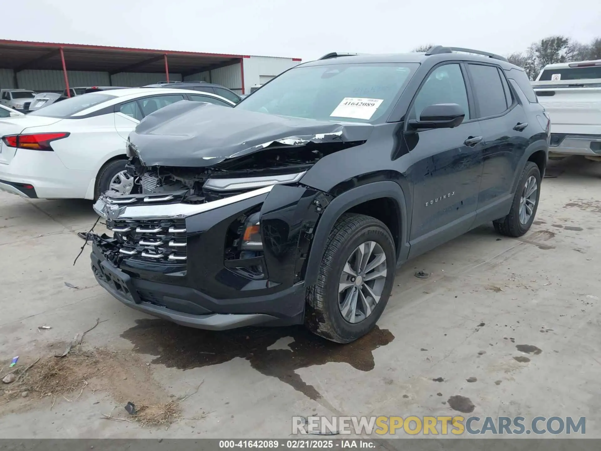 2 fotografías del automóvil dañado 3GNAXHEG7SL123425 CHEVROLET EQUINOX 2025