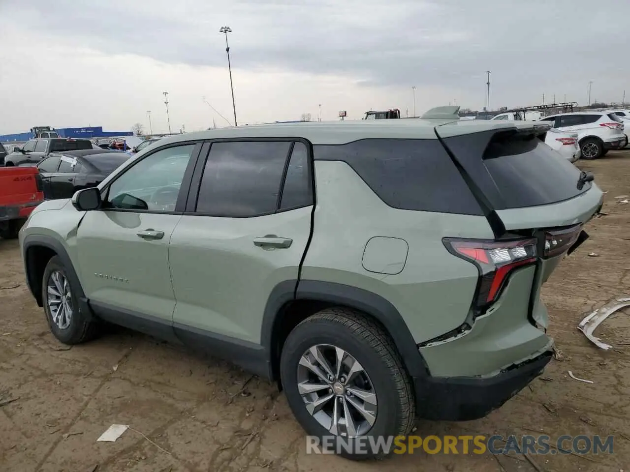 2 fotografías del automóvil dañado 3GNAXHEG7SL135722 CHEVROLET EQUINOX 2025