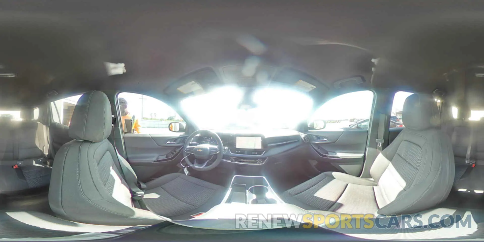 15 fotografías del automóvil dañado 3GNAXHEG8SL182855 CHEVROLET EQUINOX 2025