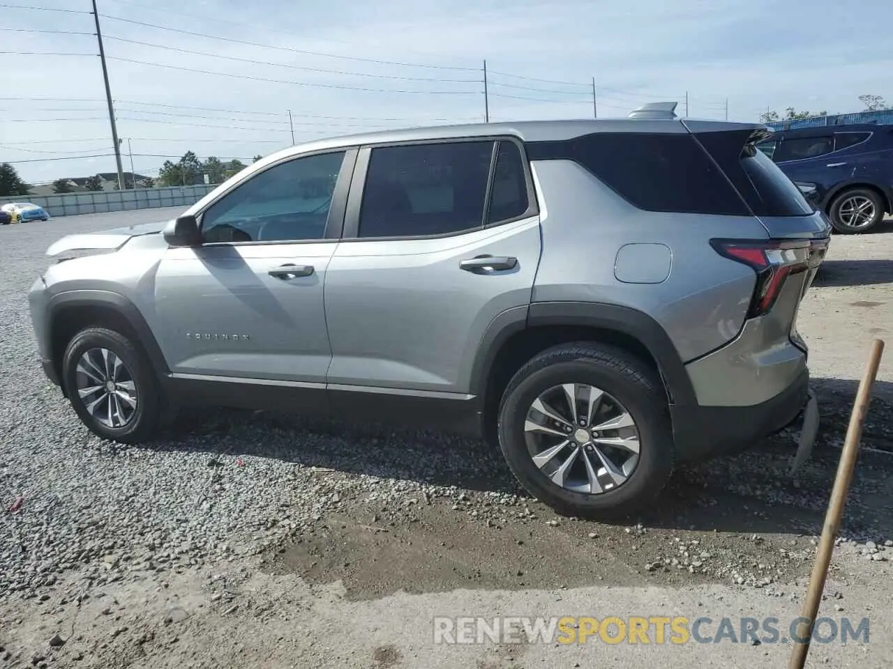 2 fotografías del automóvil dañado 3GNAXHEG8SL182855 CHEVROLET EQUINOX 2025