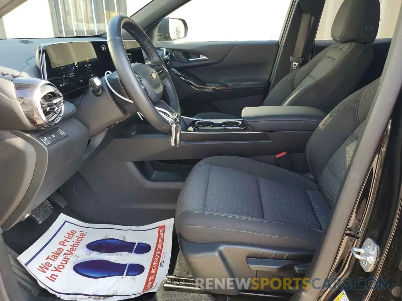 7 fotografías del automóvil dañado 3GNAXHEG8SL205194 CHEVROLET EQUINOX 2025