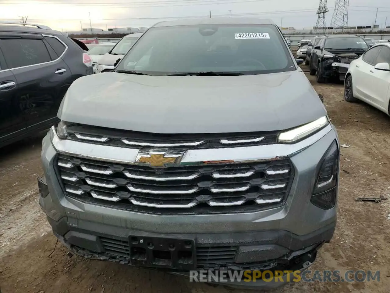 5 fotografías del automóvil dañado 3GNAXHEG9SL189216 CHEVROLET EQUINOX 2025