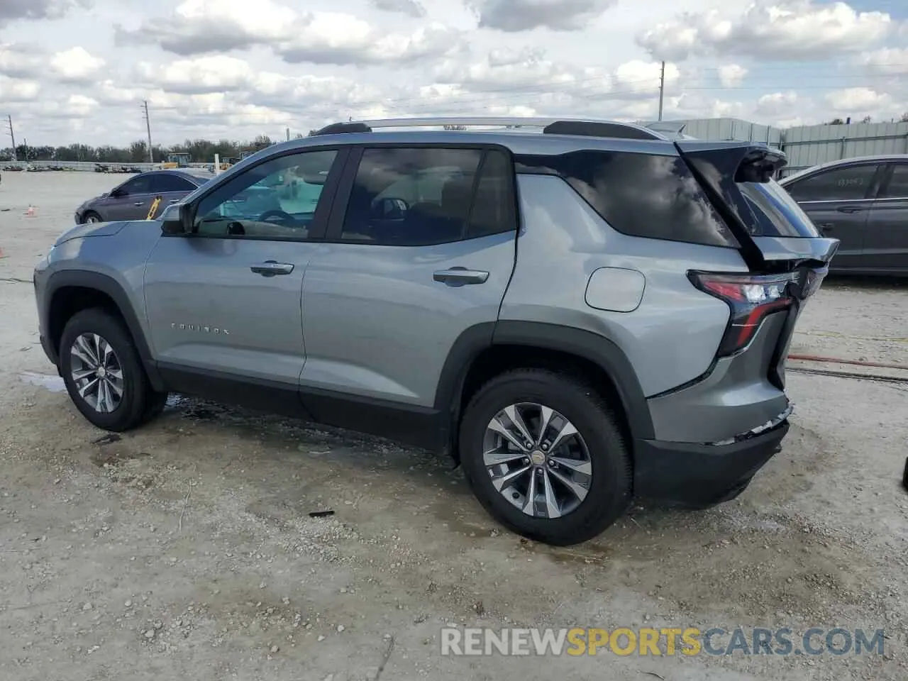2 fotografías del automóvil dañado 3GNAXHEGXSL173154 CHEVROLET EQUINOX 2025
