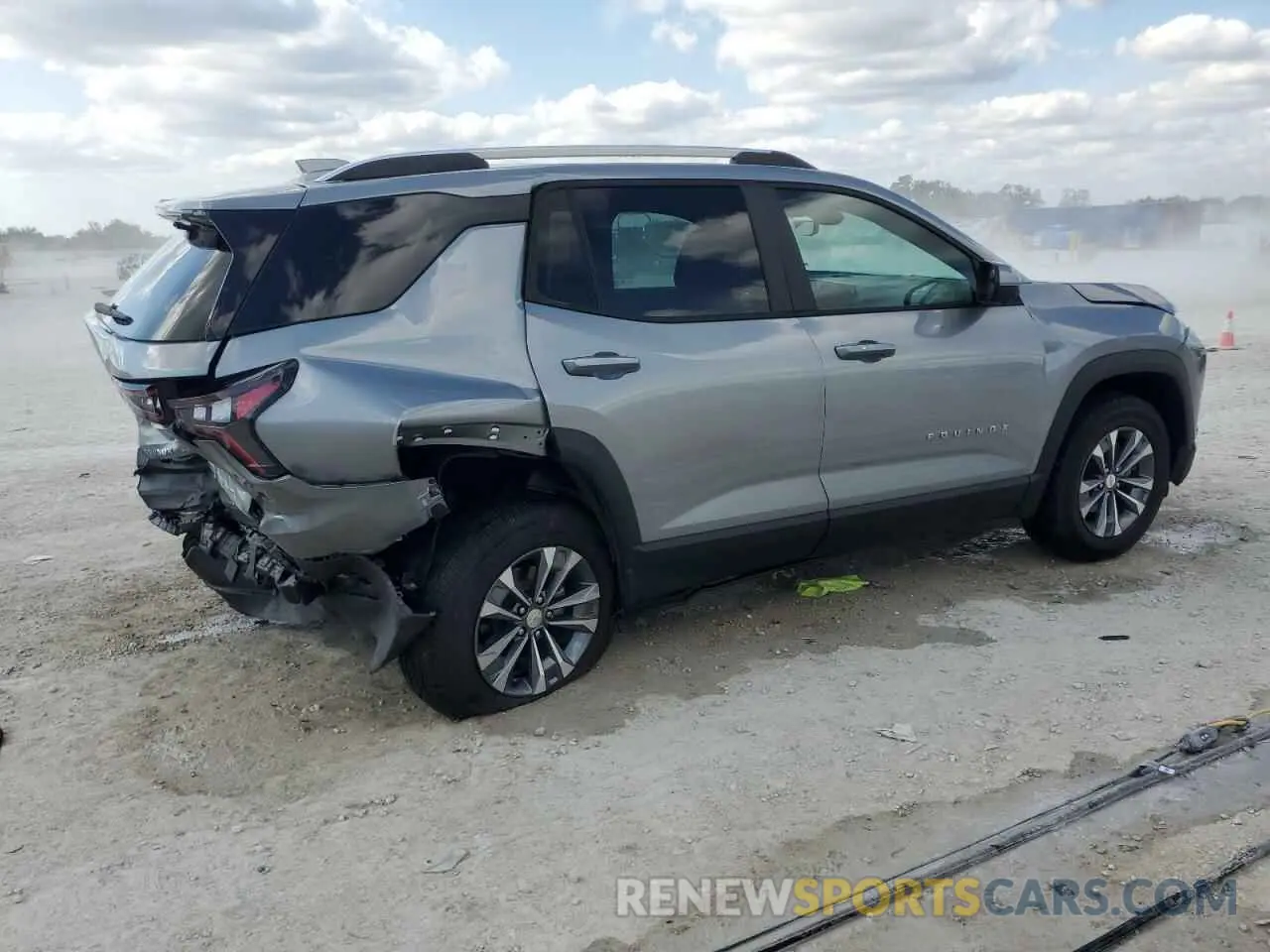 3 fotografías del automóvil dañado 3GNAXHEGXSL173154 CHEVROLET EQUINOX 2025