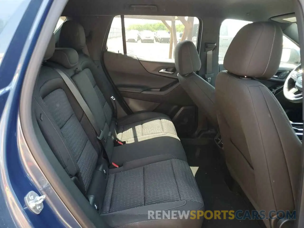 11 fotografías del automóvil dañado 3GNAXHEGXSL281788 CHEVROLET EQUINOX 2025