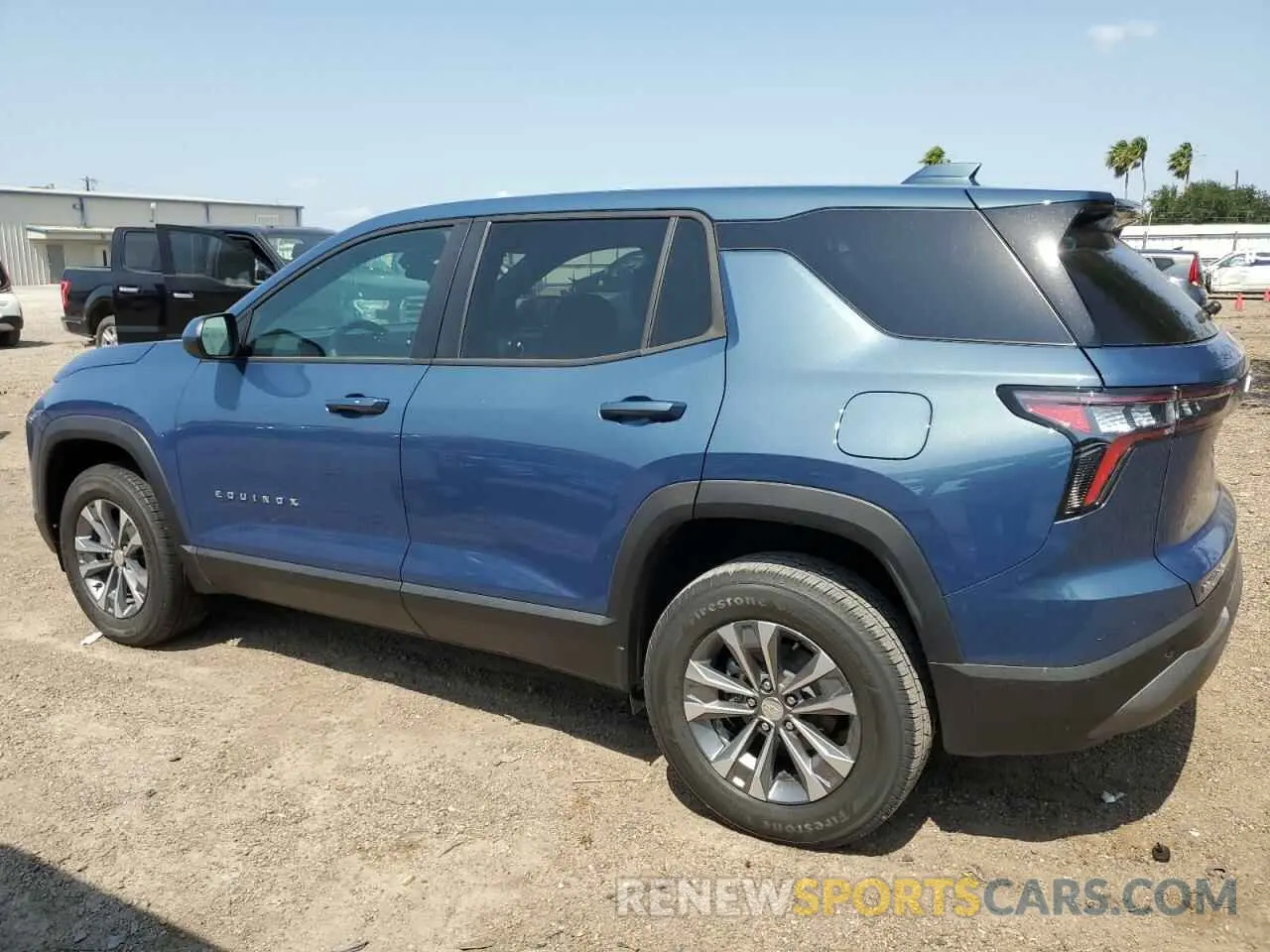 2 fotografías del automóvil dañado 3GNAXHEGXSL281788 CHEVROLET EQUINOX 2025