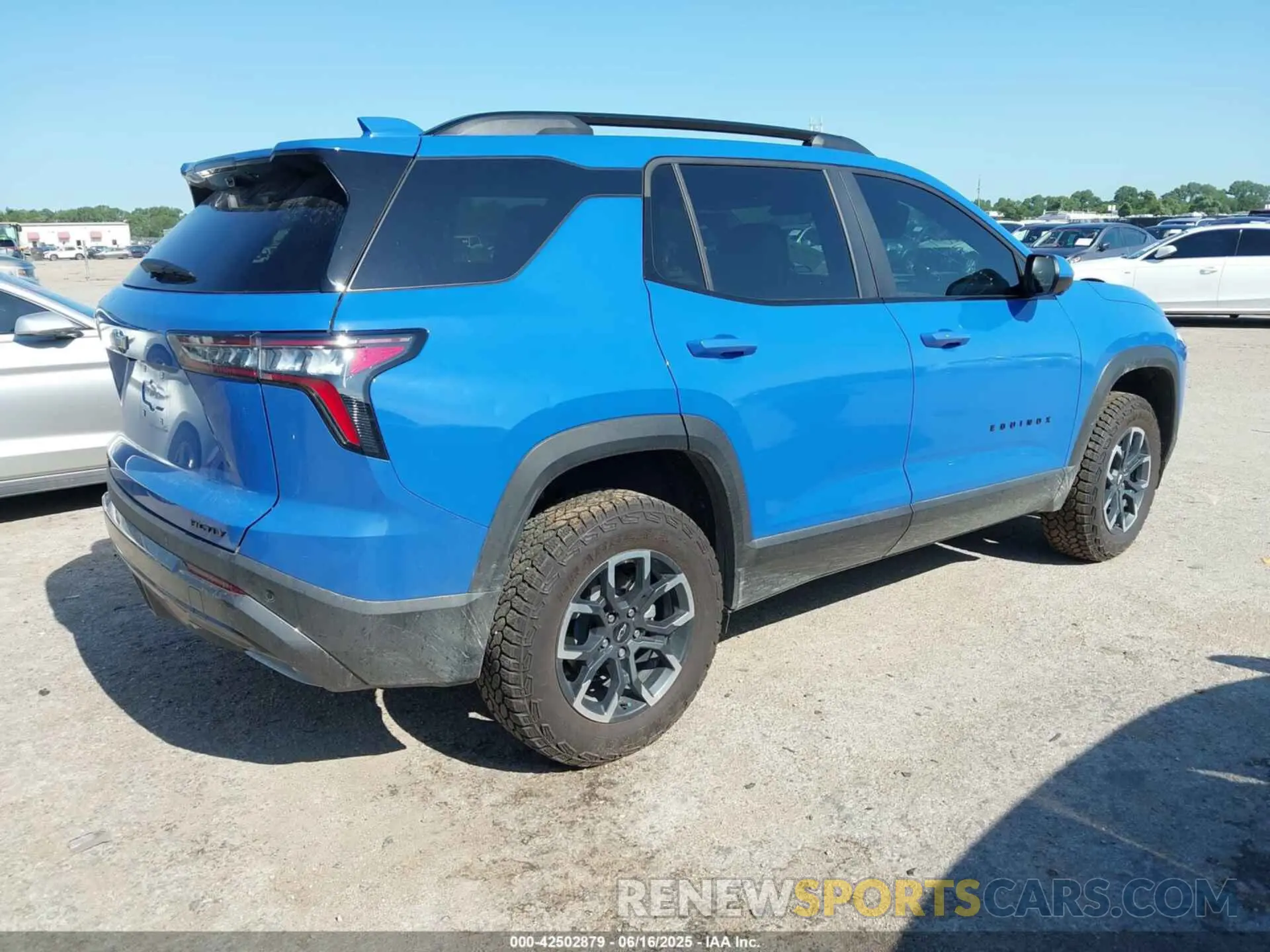 4 fotografías del automóvil dañado 3GNAXKEGXSL124615 CHEVROLET EQUINOX 2025