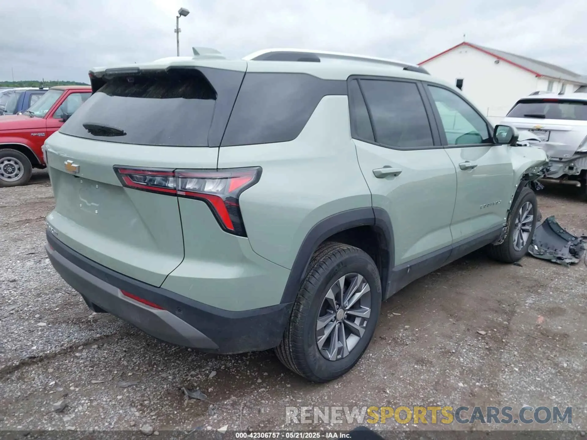 4 fotografías del automóvil dañado 3GNAXPEG0SL114558 CHEVROLET EQUINOX 2025