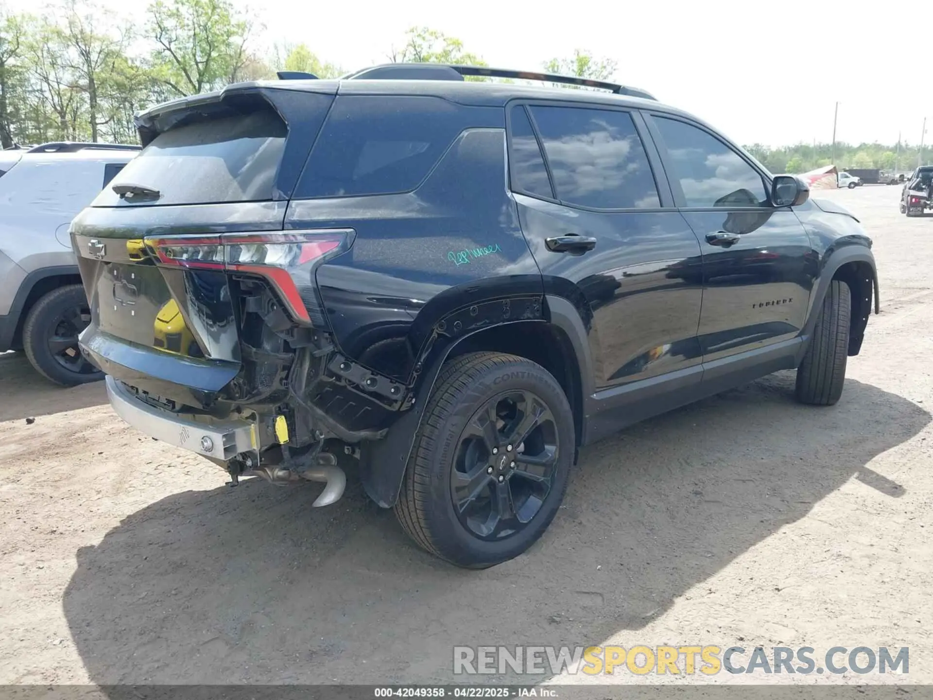 4 fotografías del automóvil dañado 3GNAXPEG0SL173366 CHEVROLET EQUINOX 2025