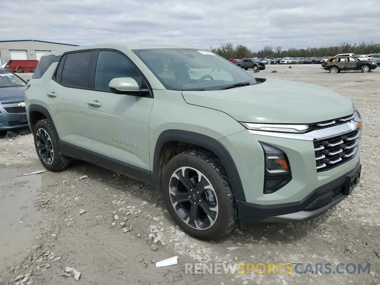 4 fotografías del automóvil dañado 3GNAXPEG0SL181886 CHEVROLET EQUINOX 2025