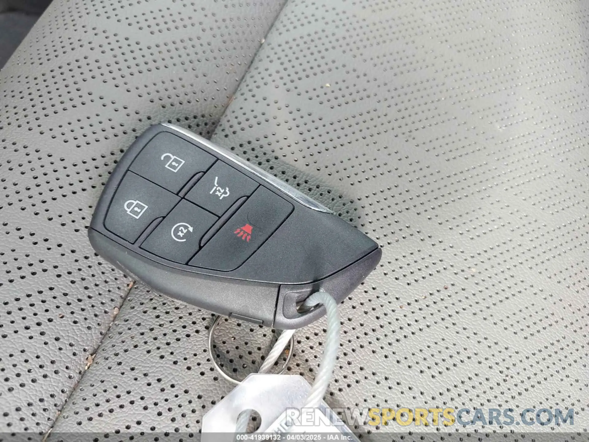 11 fotografías del automóvil dañado 3GNAXPEG0SL225403 CHEVROLET EQUINOX 2025