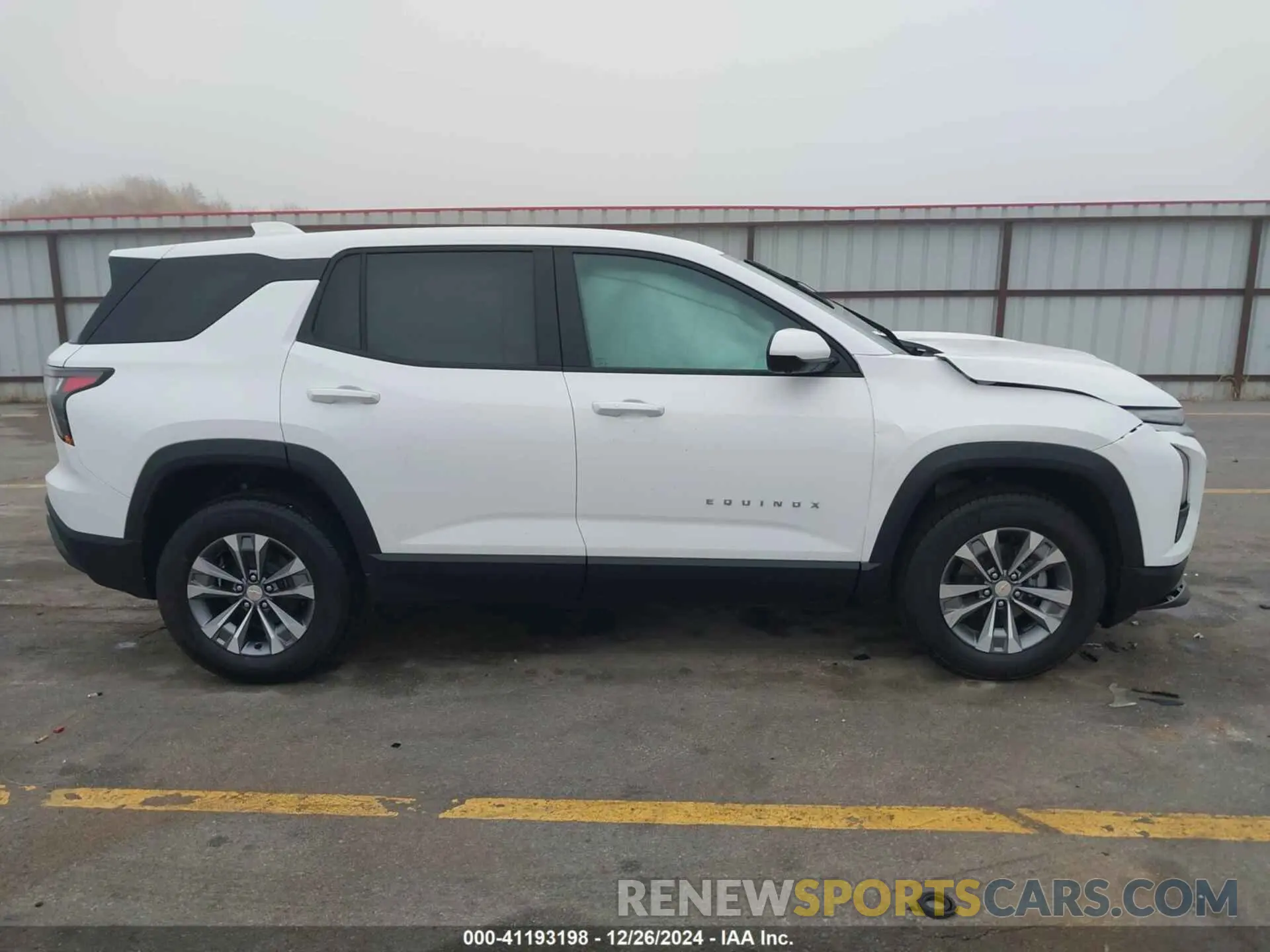 13 fotografías del automóvil dañado 3GNAXPEG1SL102774 CHEVROLET EQUINOX 2025