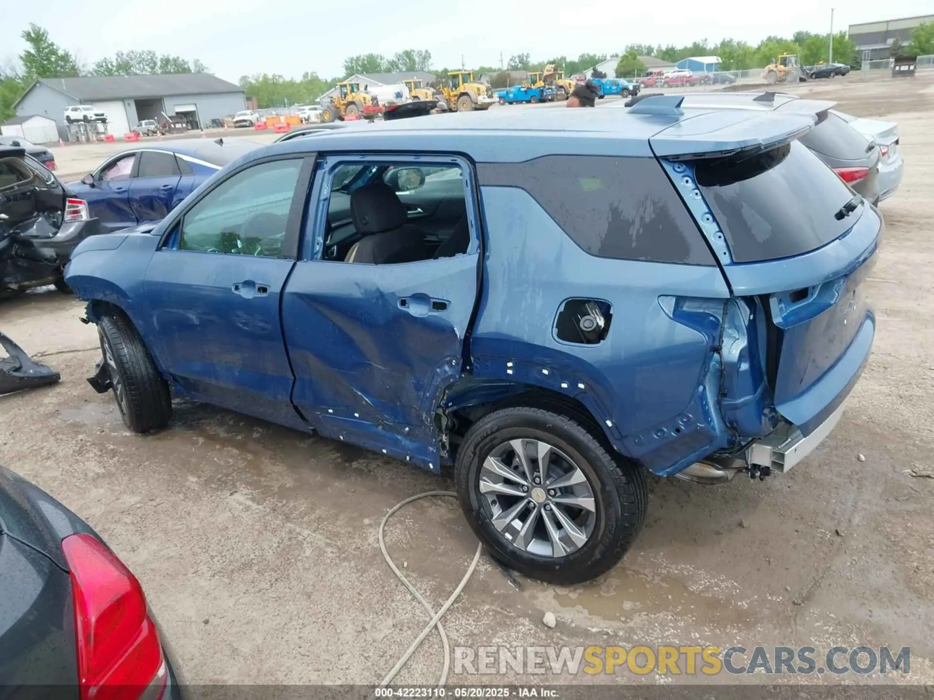 15 fotografías del automóvil dañado 3GNAXPEG1SL294231 CHEVROLET EQUINOX 2025