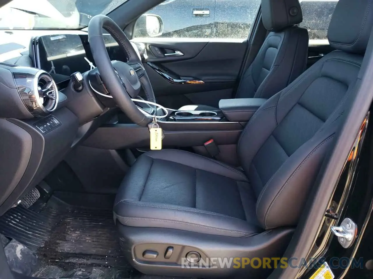 7 fotografías del automóvil dañado 3GNAXPEG3SL283215 CHEVROLET EQUINOX 2025