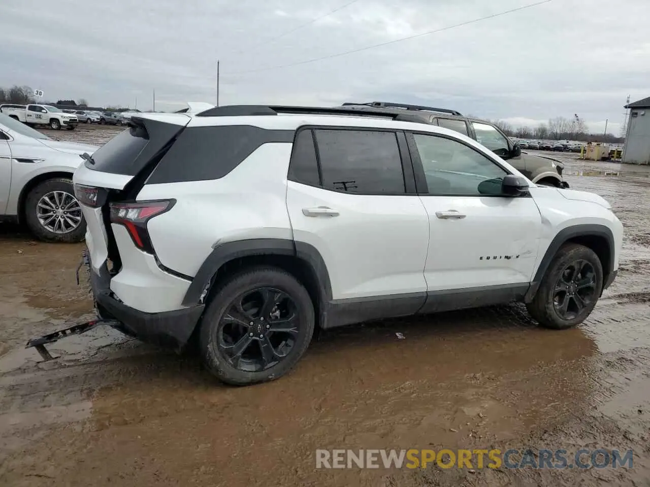 3 fotografías del automóvil dañado 3GNAXPEG4SL120220 CHEVROLET EQUINOX 2025