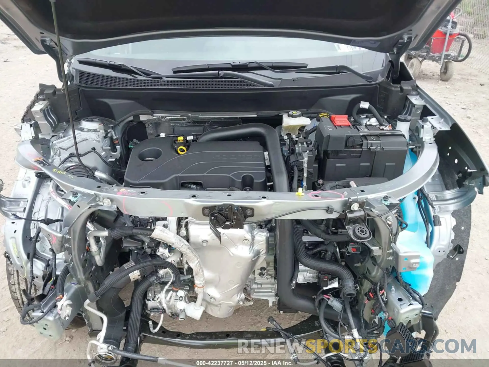 10 fotografías del automóvil dañado 3GNAXPEG4SL325018 CHEVROLET EQUINOX 2025