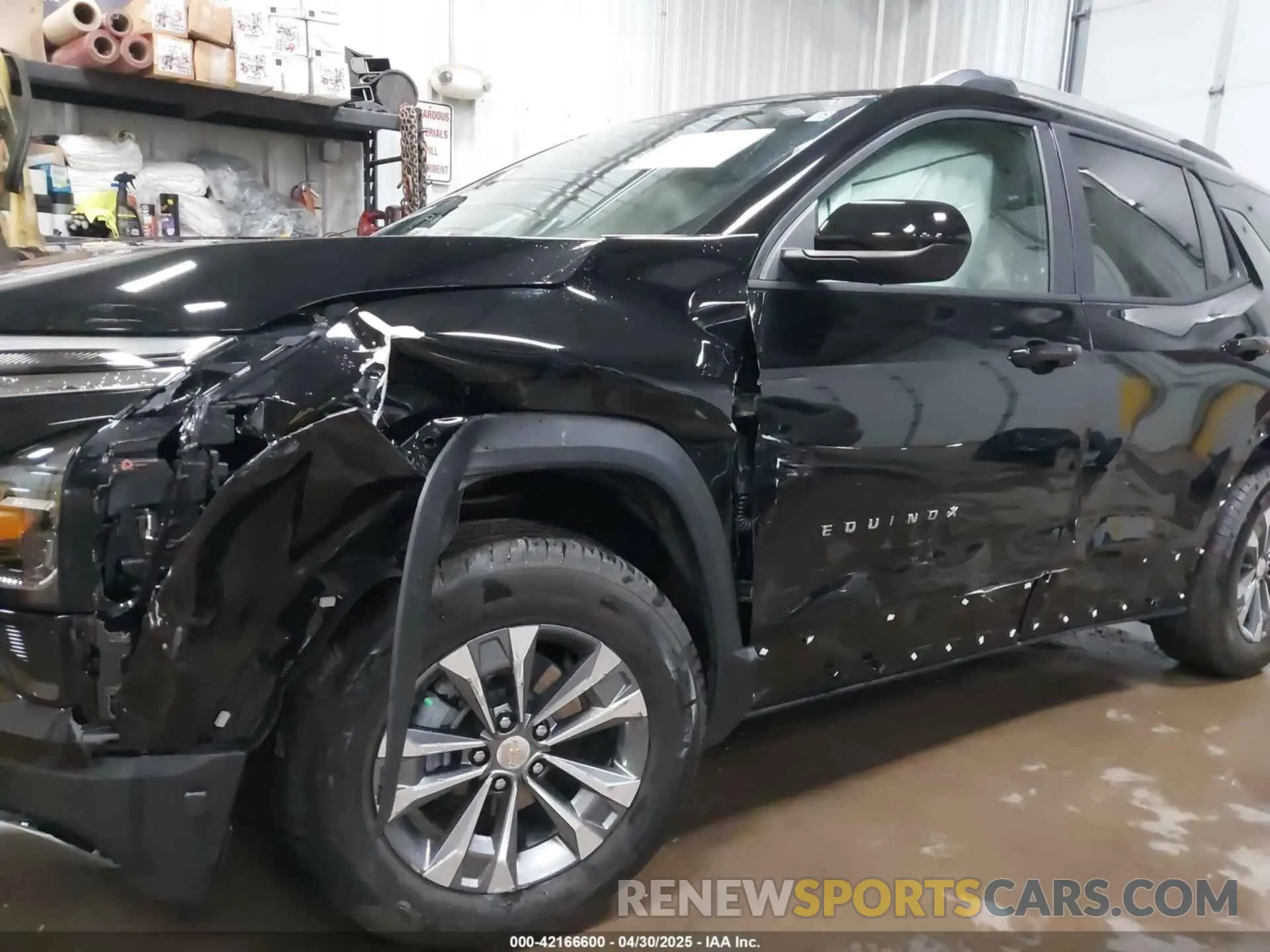 17 fotografías del automóvil dañado 3GNAXPEG5SL180460 CHEVROLET EQUINOX 2025