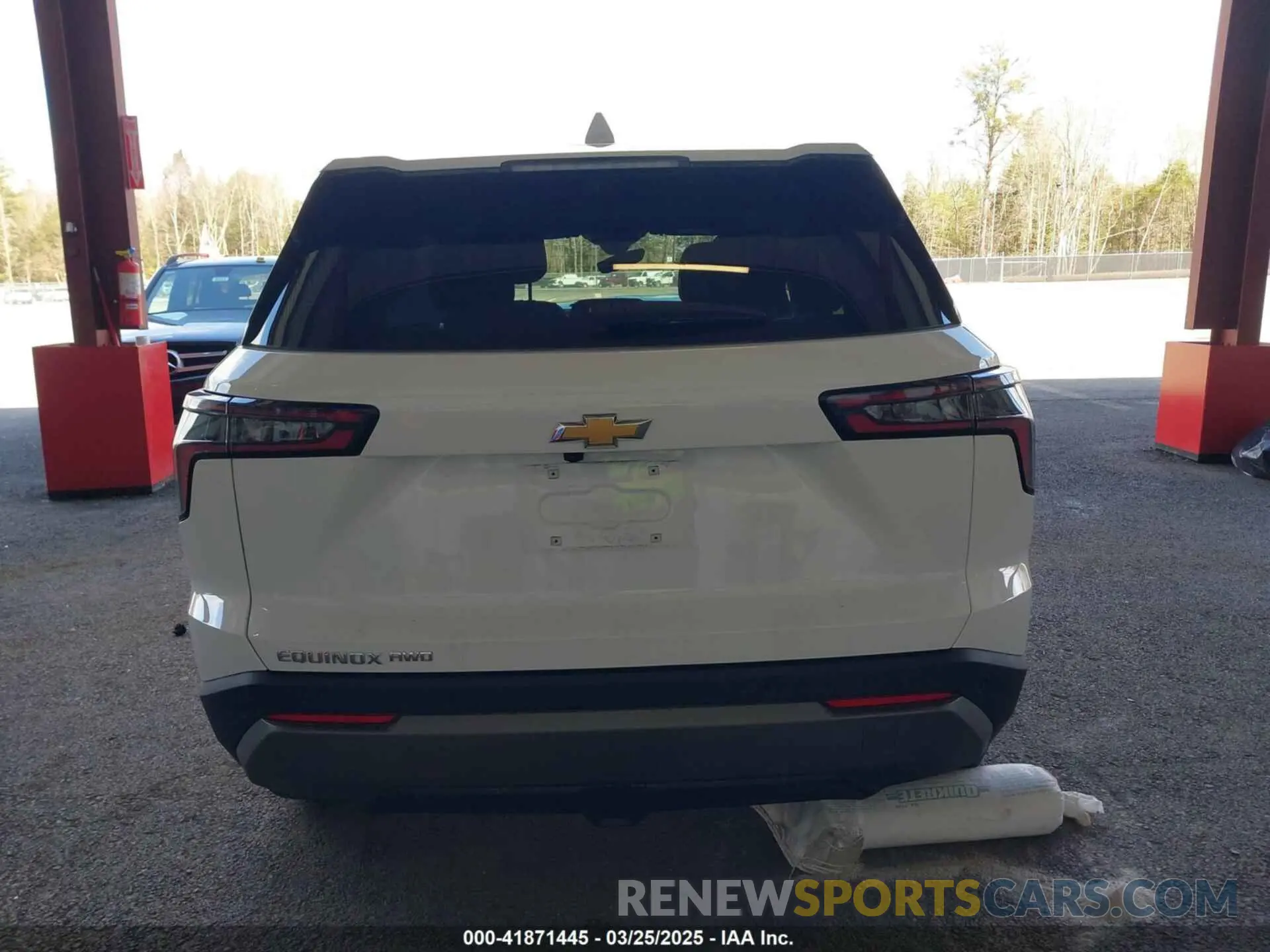 16 fotografías del automóvil dañado 3GNAXPEG6SL104049 CHEVROLET EQUINOX 2025