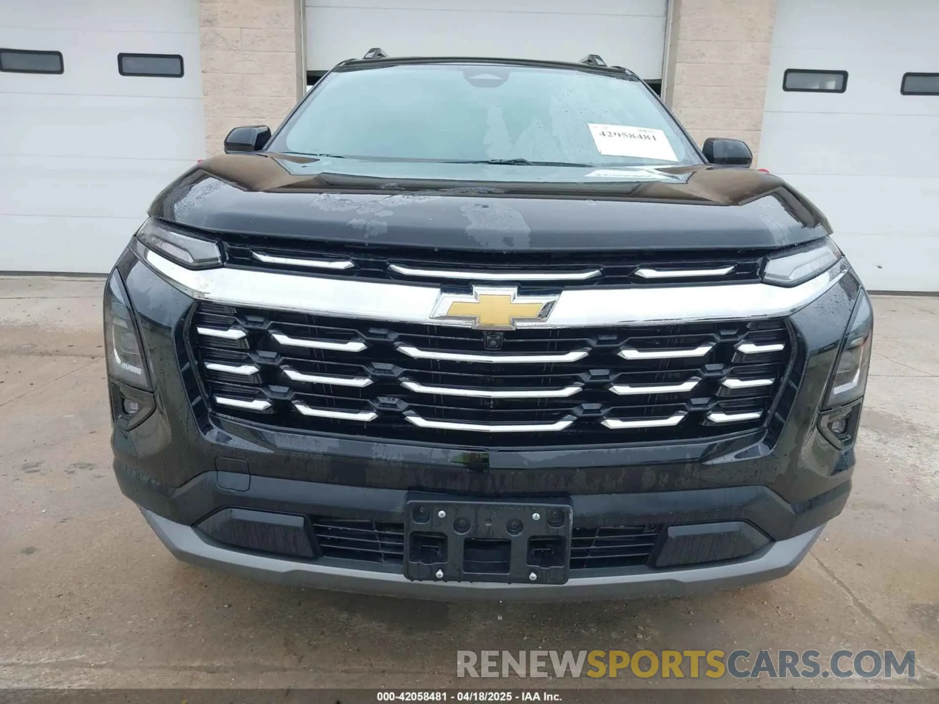 10 fotografías del automóvil dañado 3GNAXPEG6SL130778 CHEVROLET EQUINOX 2025