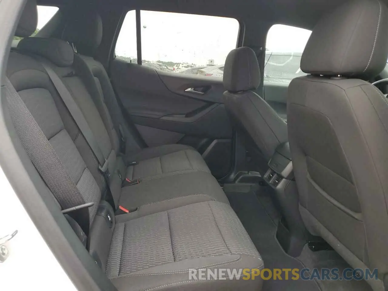 11 fotografías del automóvil dañado 3GNAXPEG6SL305191 CHEVROLET EQUINOX 2025