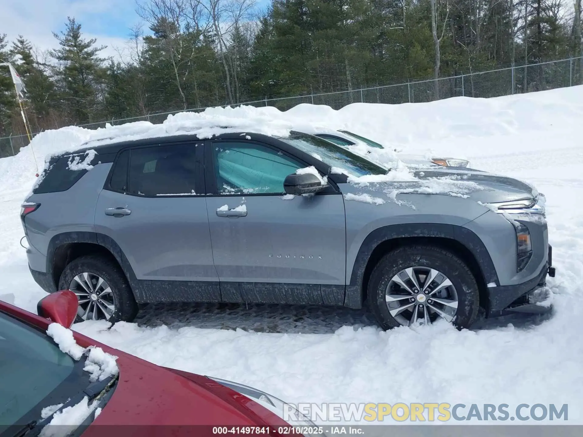 14 fotografías del automóvil dañado 3GNAXPEGXSL127964 CHEVROLET EQUINOX 2025