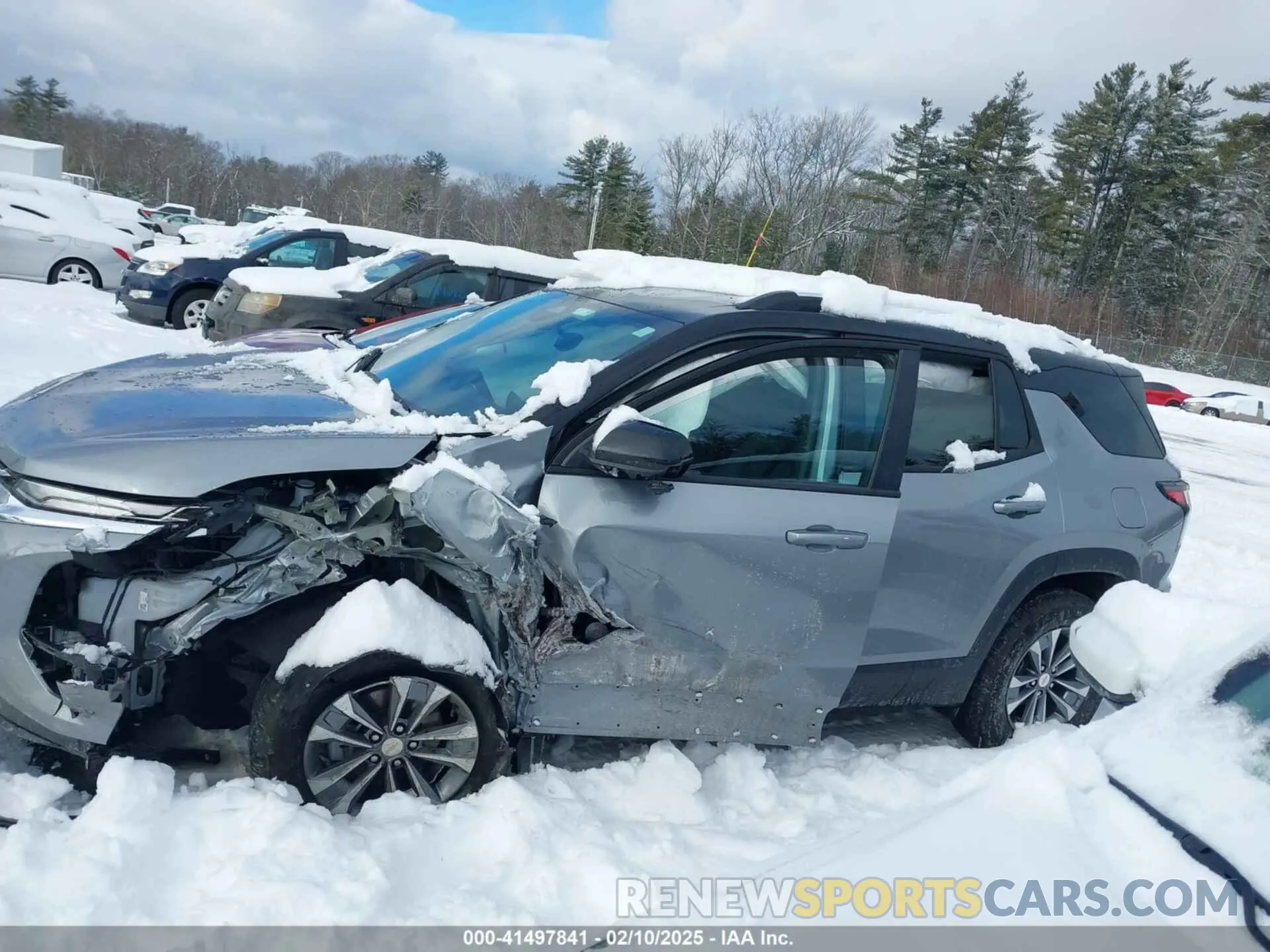 15 fotografías del automóvil dañado 3GNAXPEGXSL127964 CHEVROLET EQUINOX 2025