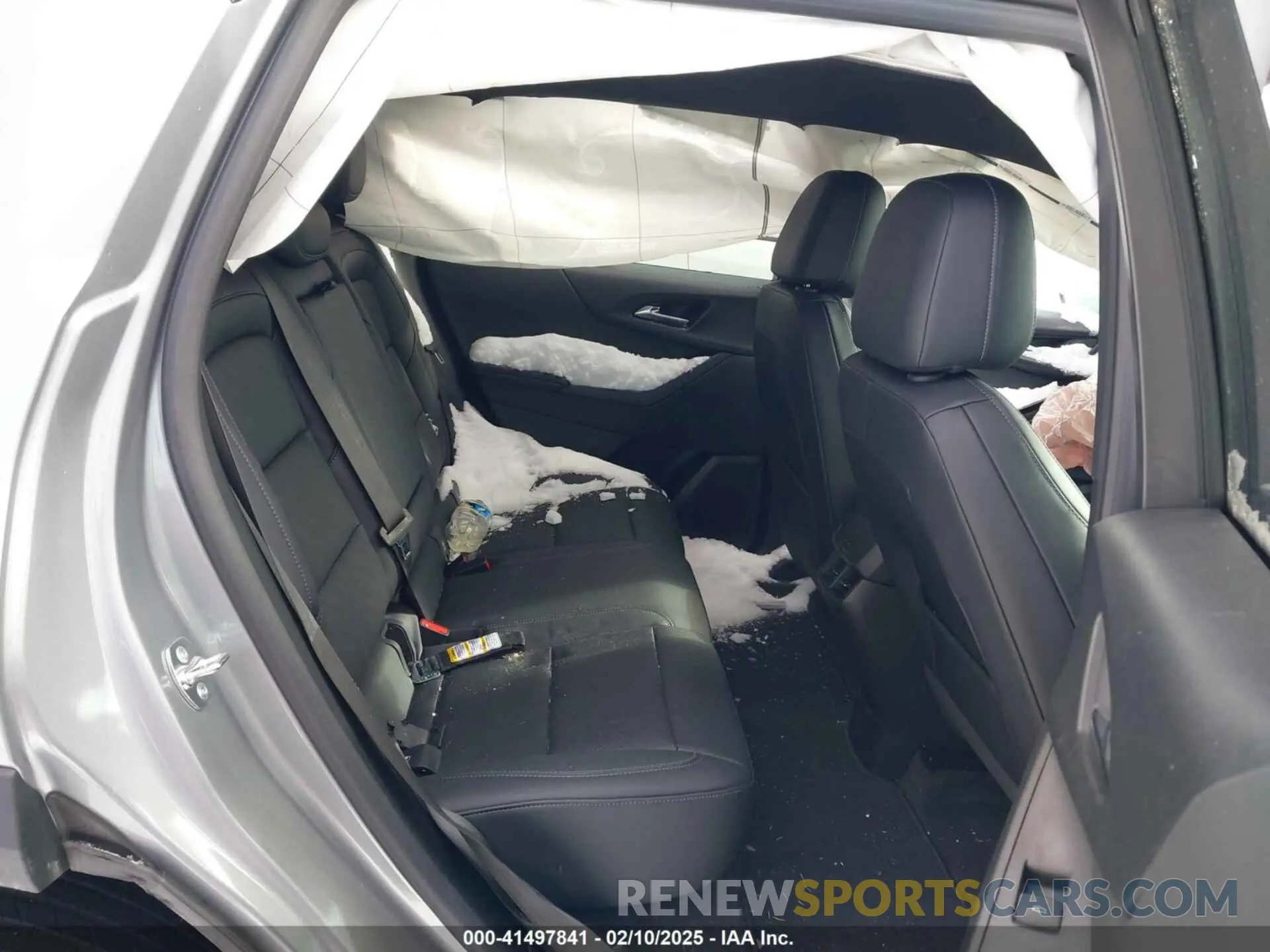 8 fotografías del automóvil dañado 3GNAXPEGXSL127964 CHEVROLET EQUINOX 2025