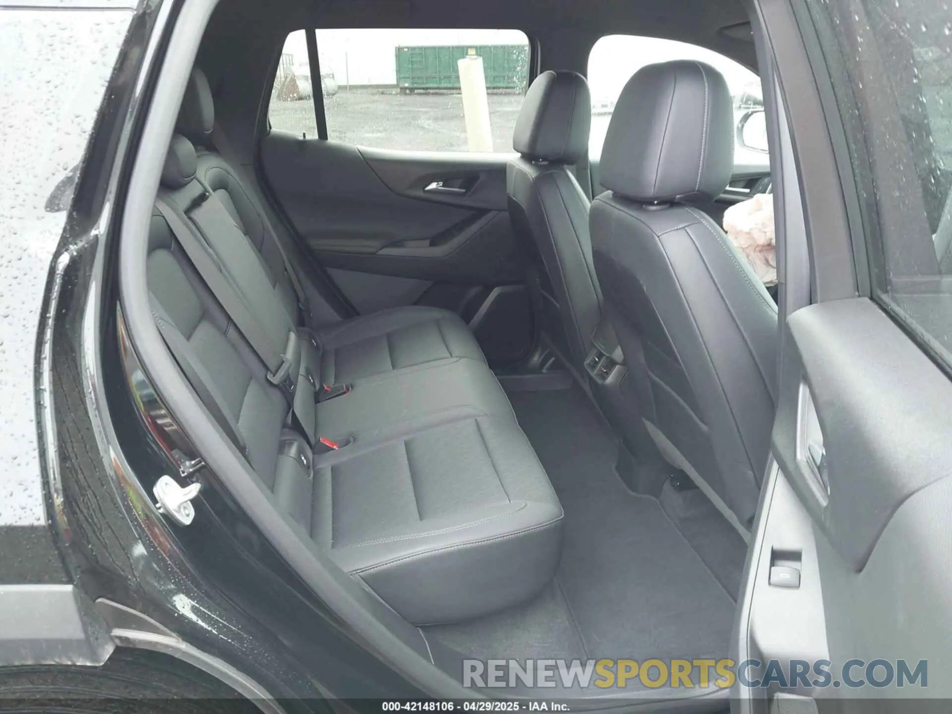 8 fotografías del automóvil dañado 3GNAXPEGXSL173472 CHEVROLET EQUINOX 2025