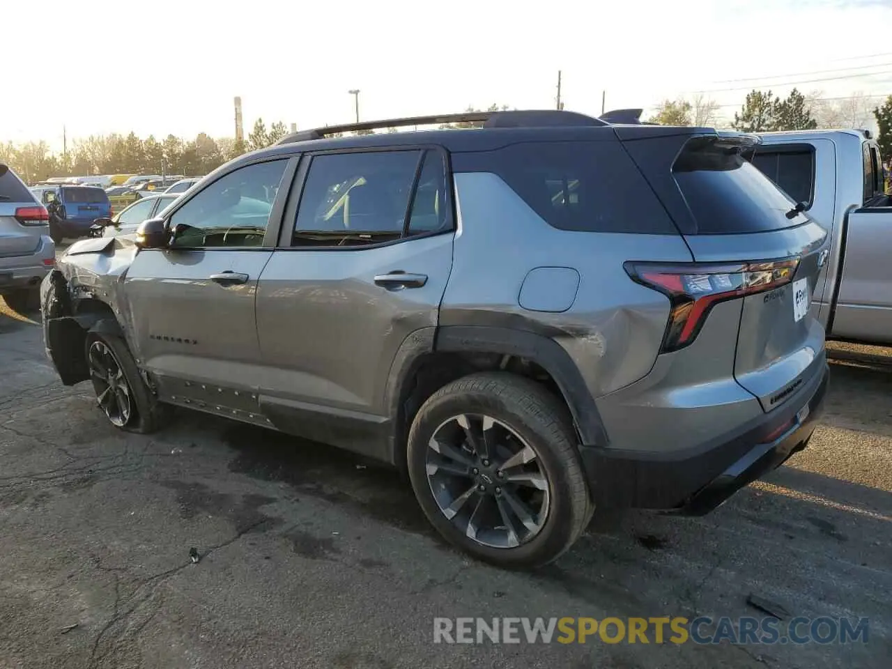 2 fotografías del automóvil dañado 3GNAXTEG2SL124579 CHEVROLET EQUINOX 2025