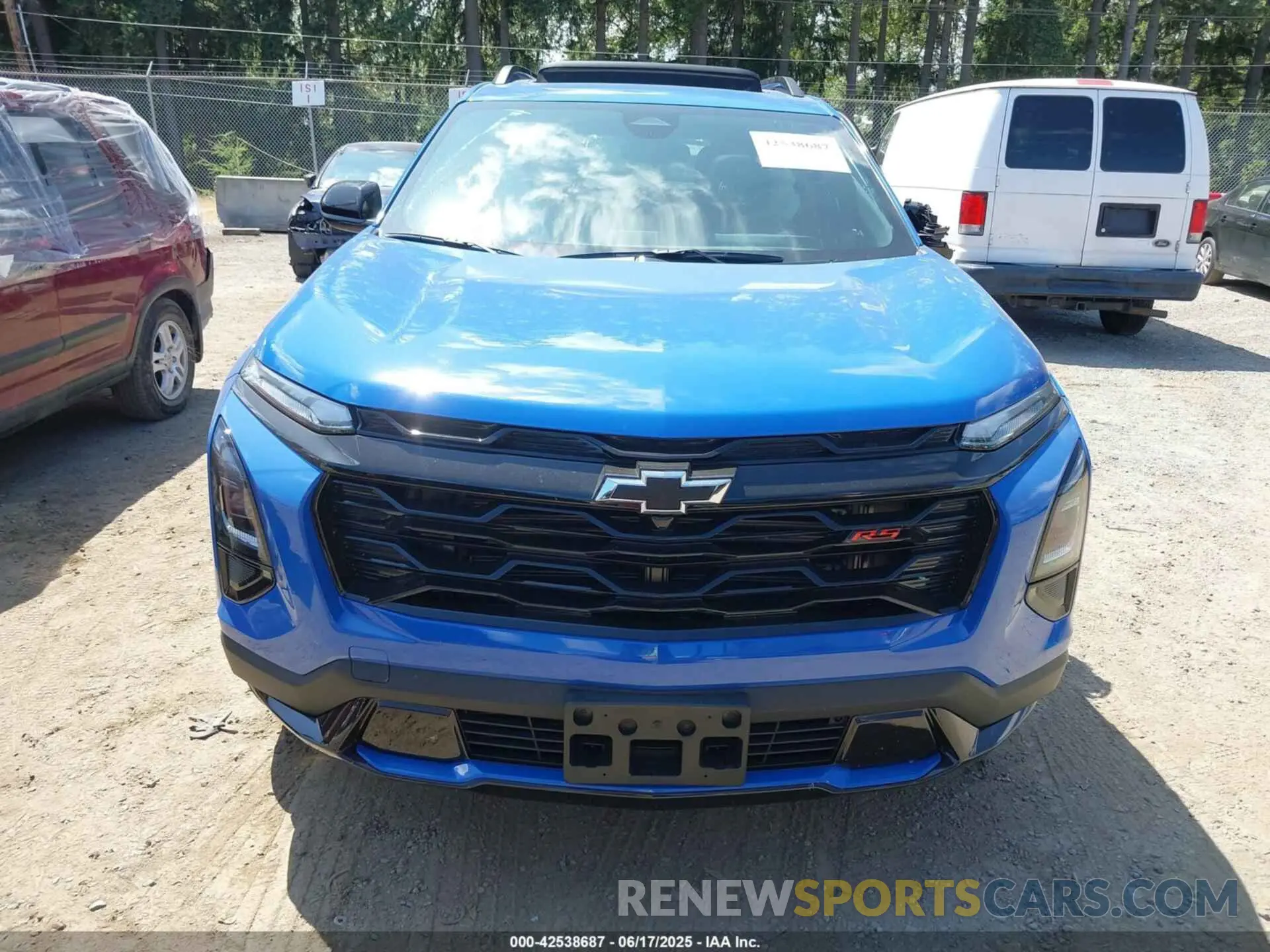13 fotografías del automóvil dañado 3GNAXTEG3SL327593 CHEVROLET EQUINOX 2025