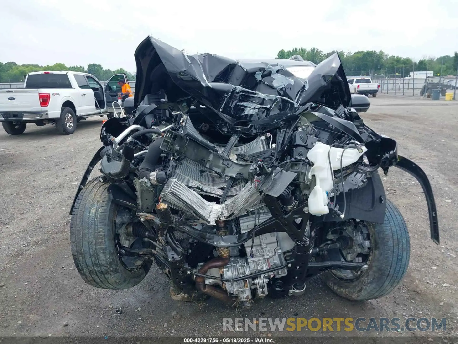 13 fotografías del automóvil dañado 3GNAXTEG5SL128612 CHEVROLET EQUINOX 2025