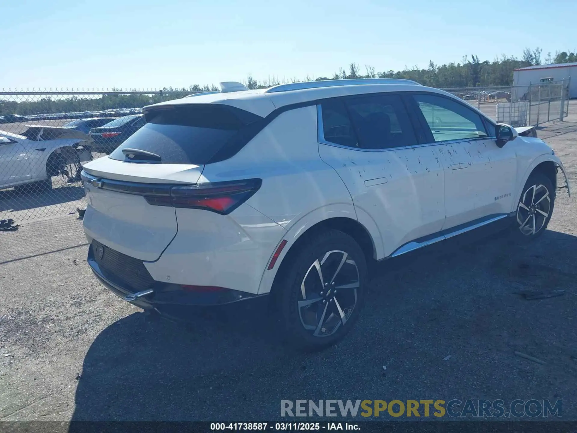 4 fotografías del automóvil dañado 3GN7DLRP5RS260069 CHEVROLET EQUINOX EV 2024