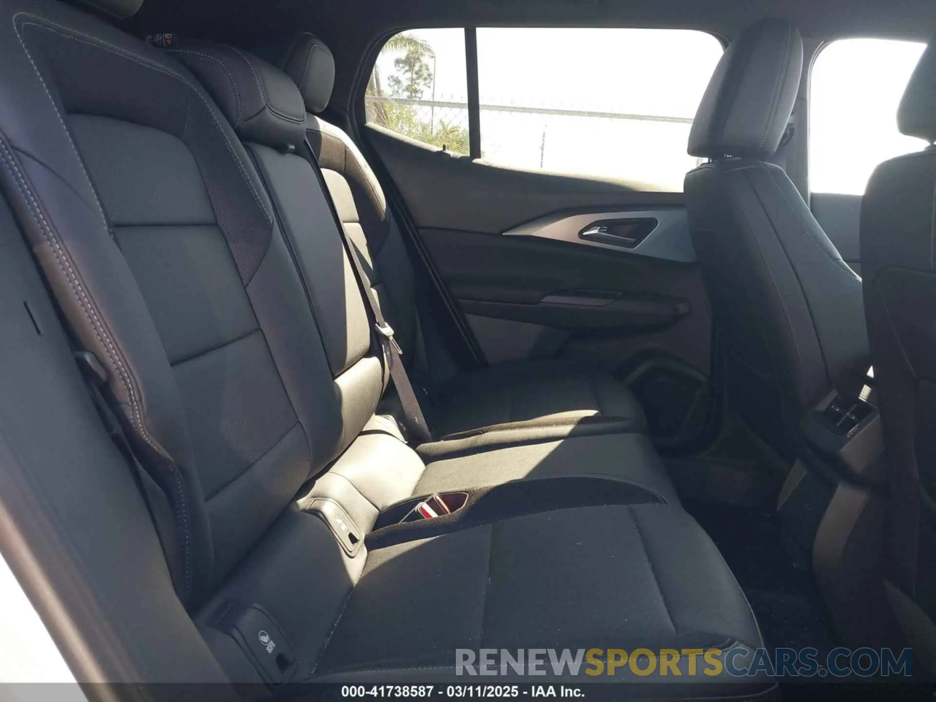 8 fotografías del automóvil dañado 3GN7DLRP5RS260069 CHEVROLET EQUINOX EV 2024