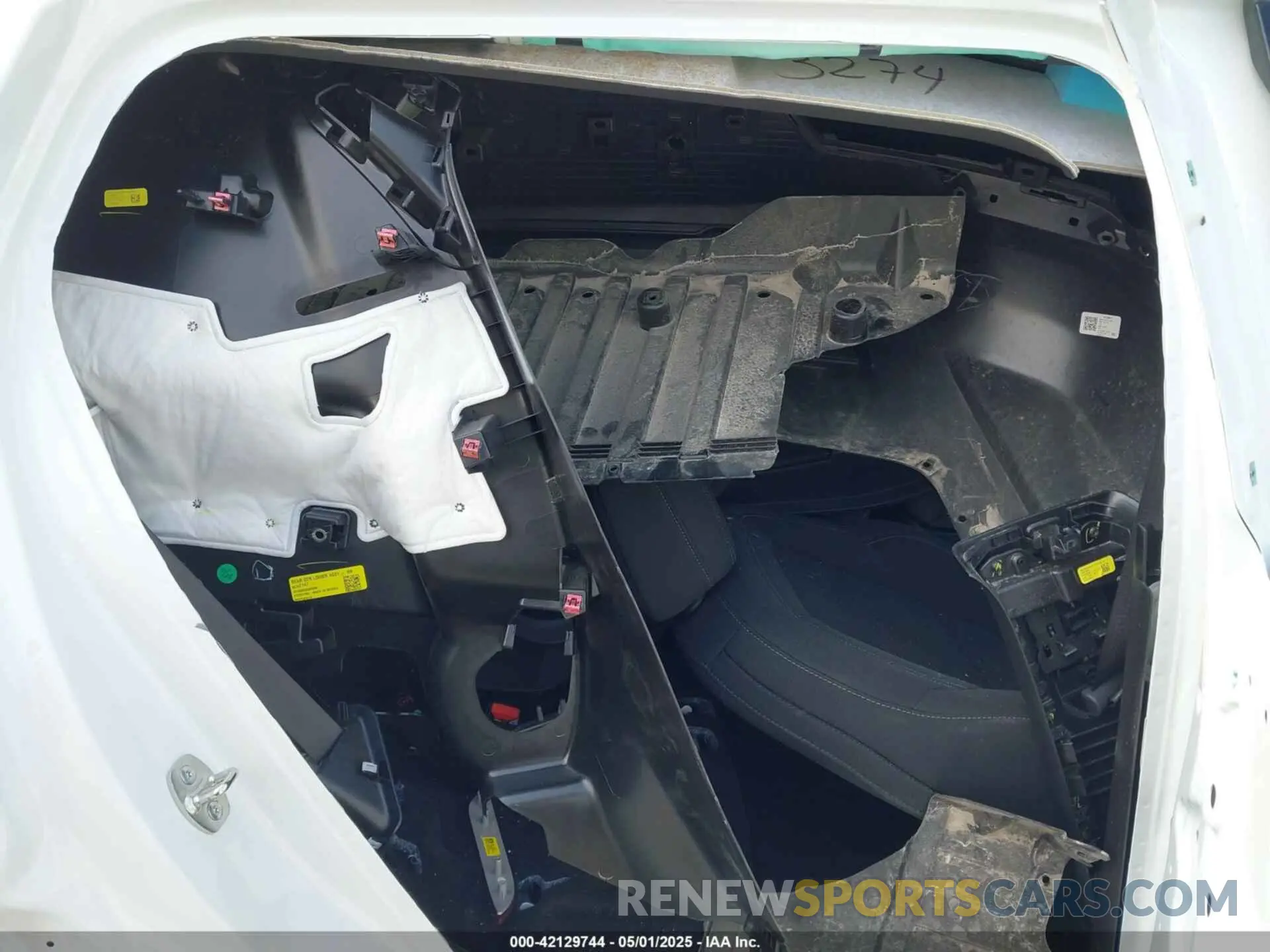 8 fotografías del automóvil dañado 3GN7DLRP1SS142641 CHEVROLET EQUINOX EV 2025