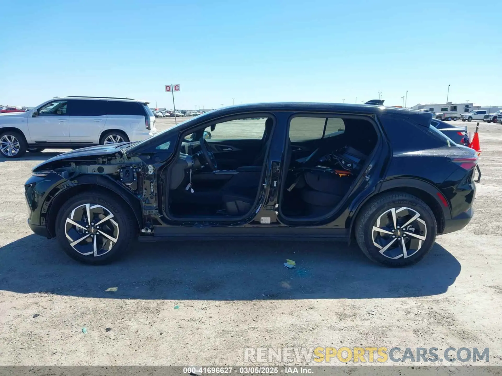 15 fotografías del automóvil dañado 3GN7DLRP7SS163767 CHEVROLET EQUINOX EV 2025