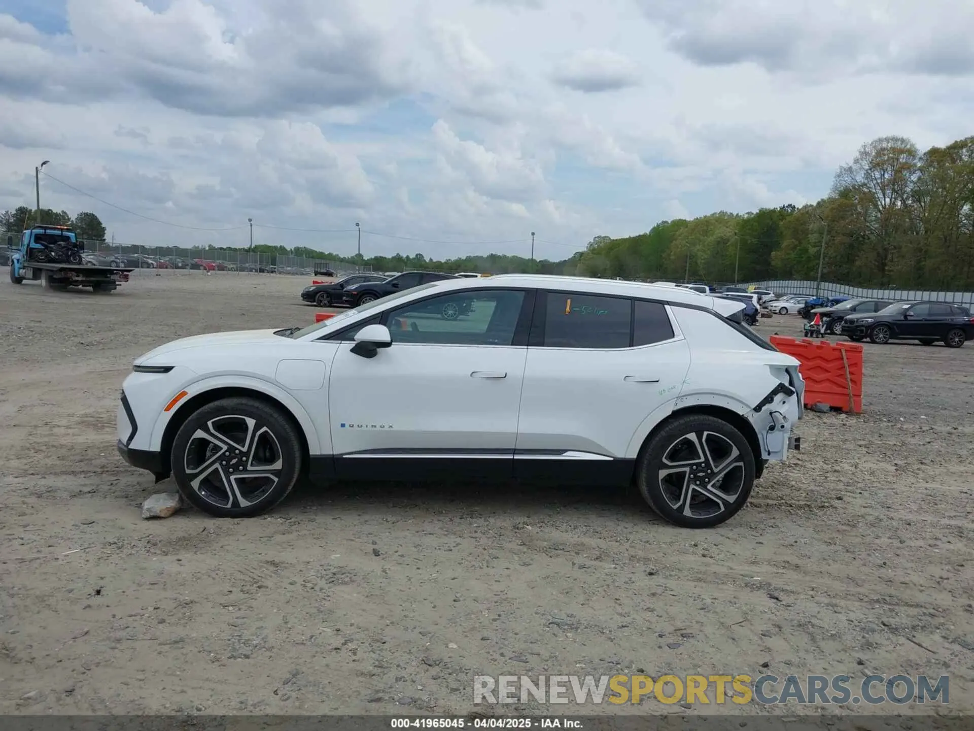 15 fotografías del automóvil dañado 3GN7DLRP8SS124038 CHEVROLET EQUINOX EV 2025