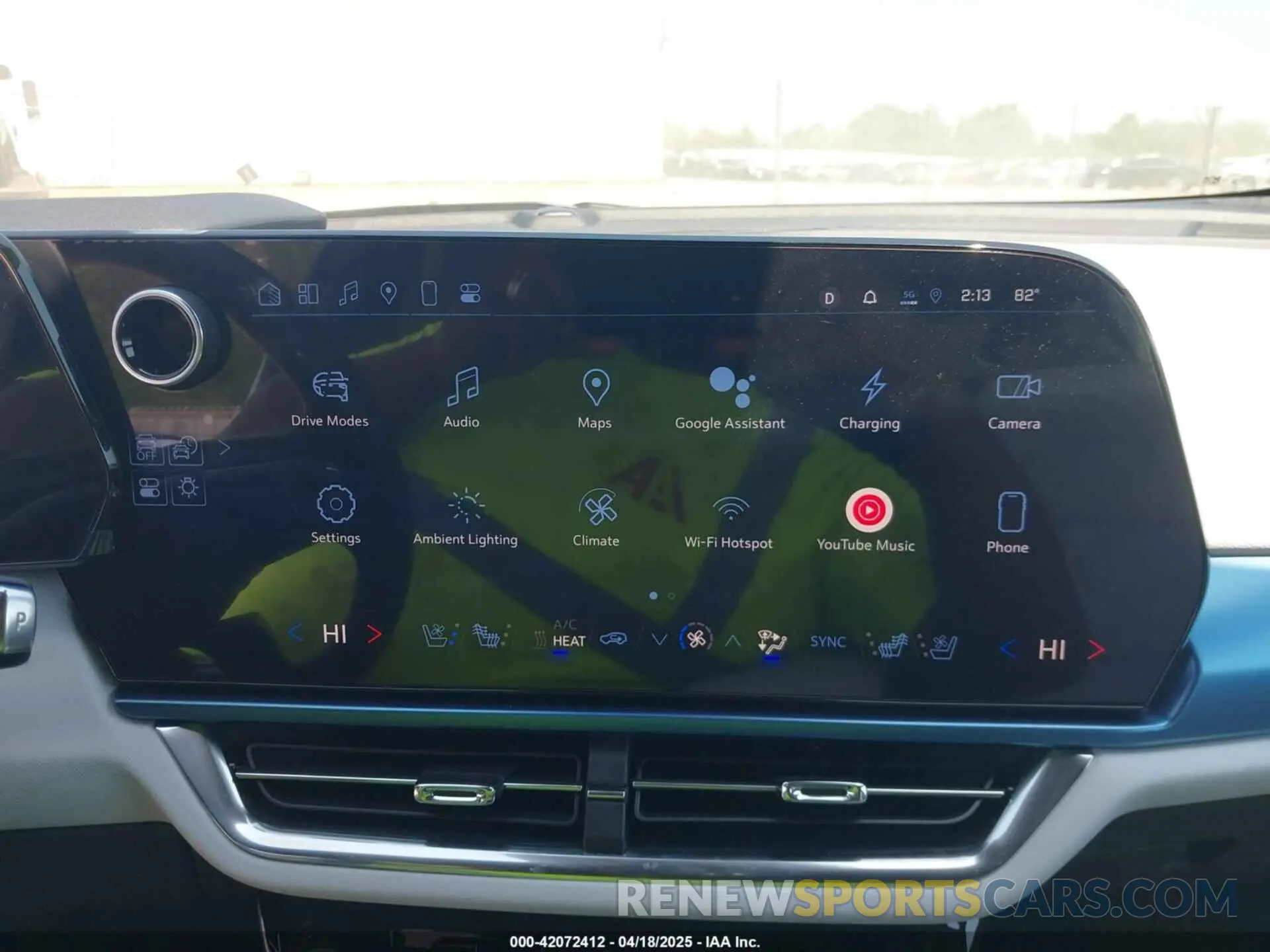 18 fotografías del automóvil dañado 3GN7DLRP9SS111427 CHEVROLET EQUINOX EV 2025
