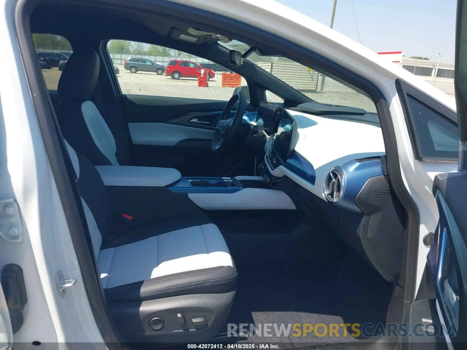 5 fotografías del automóvil dañado 3GN7DLRP9SS111427 CHEVROLET EQUINOX EV 2025