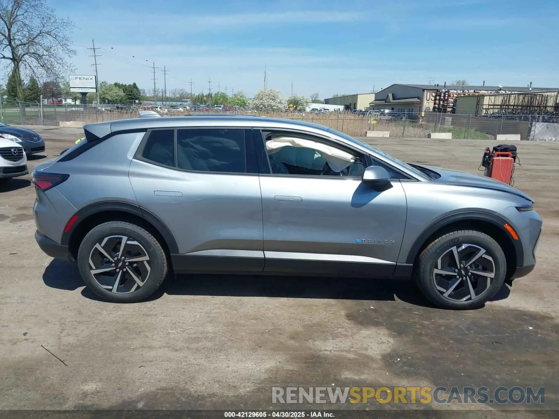 12 fotografías del automóvil dañado 3GN7DLRR9SS198571 CHEVROLET EQUINOX EV 2025